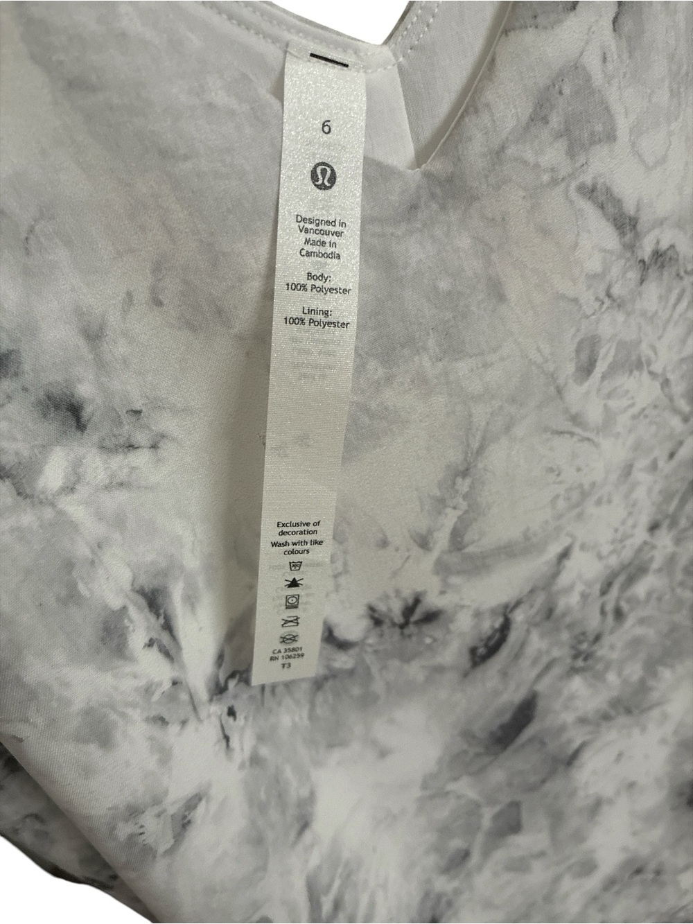 Lululemon - Picture 2 of 4